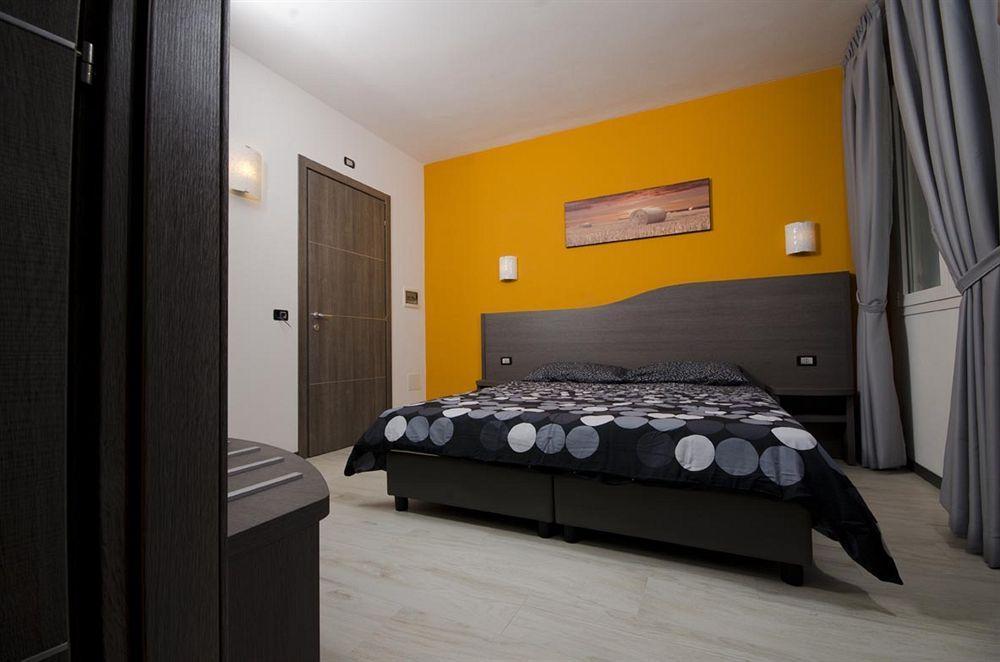 Rainbow Hotel 3*